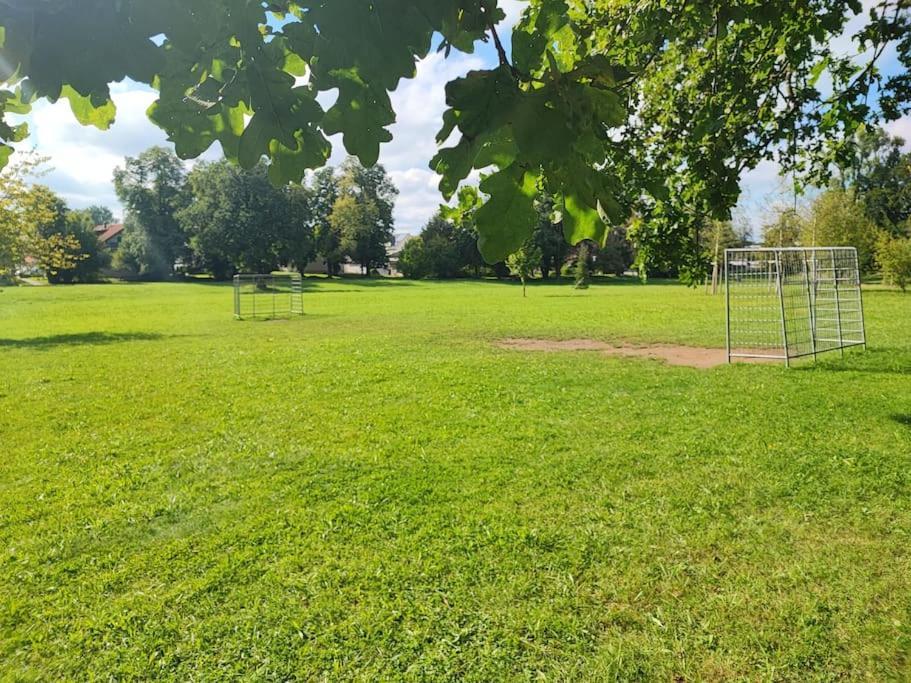 -Stadthaus Ida- Mit Grosser Dachterasse, Am Schlosspark, Luftkurort Kisslegg, Boxspringbetten, Kaffeevollautomat, Smarttv, Familienfreundlich, Grosszuegig, Zentral Eksteriør billede